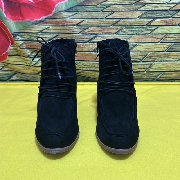 Lane Bryant ankle boots - Picture 2 of 8